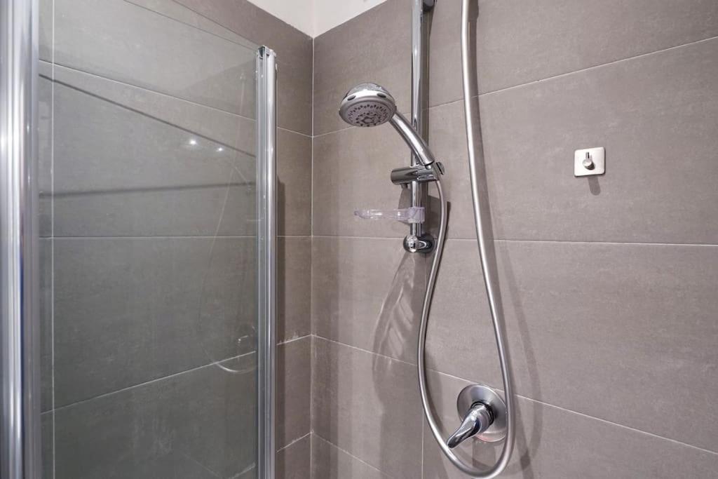 Appartement Primopiano - Filzi à Milan Extérieur photo